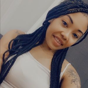 Meet your Posher, Janee'